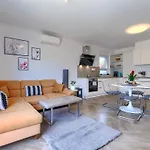 Eja By Interhome Vikendica *