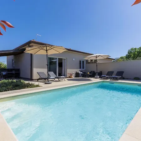 Vakantiehuis Eja By Interhome