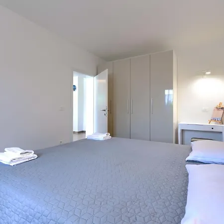 Semesterbostad Eja By Interhome *