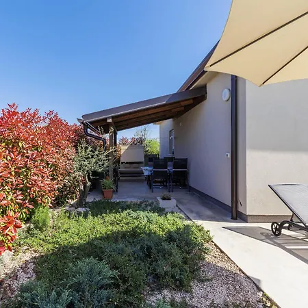 Vakantiehuis Eja By Interhome Kaštel