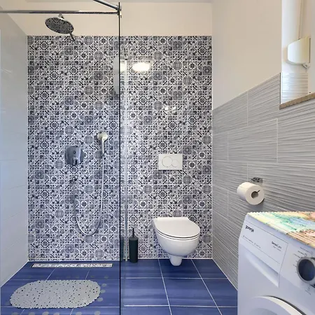 Eja By Interhome Kaštel