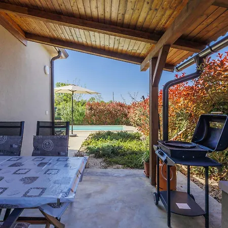 Semesterbostad Eja By Interhome *